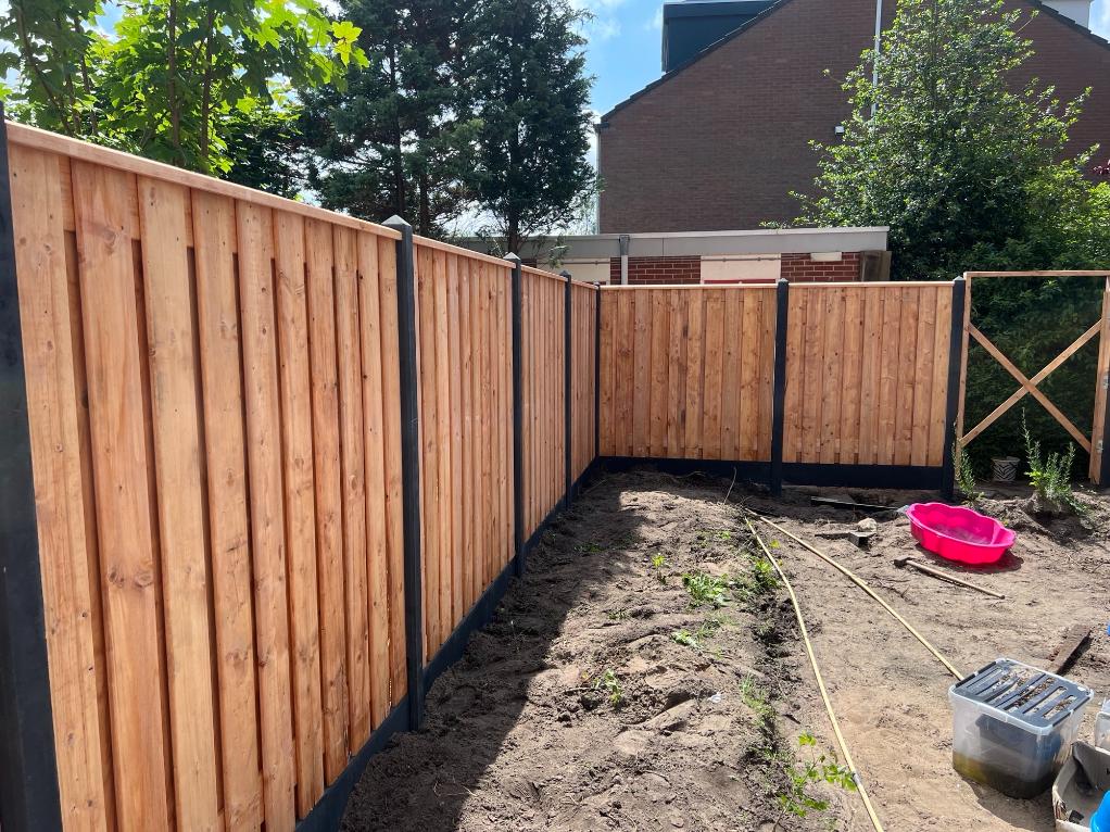 antraciet-met-red-wood-1